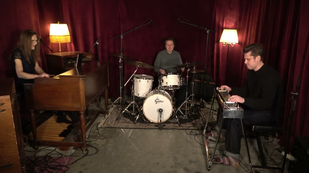 Danny boy,  pedal steel and Hammond B3 (from Guest at the HQ #1)