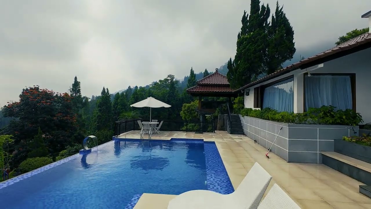 Royal Family Villa - Batu Layang, villa kapasitas 50 orang