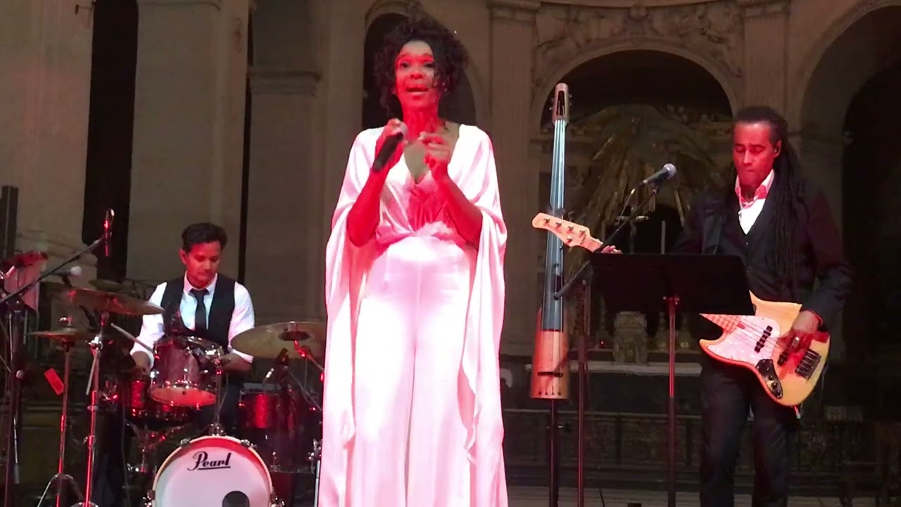 LAEL BAROUKH.  KRISTEL ADAMS. TRIBUTE TO THE FAITH  10 LANGUAGES