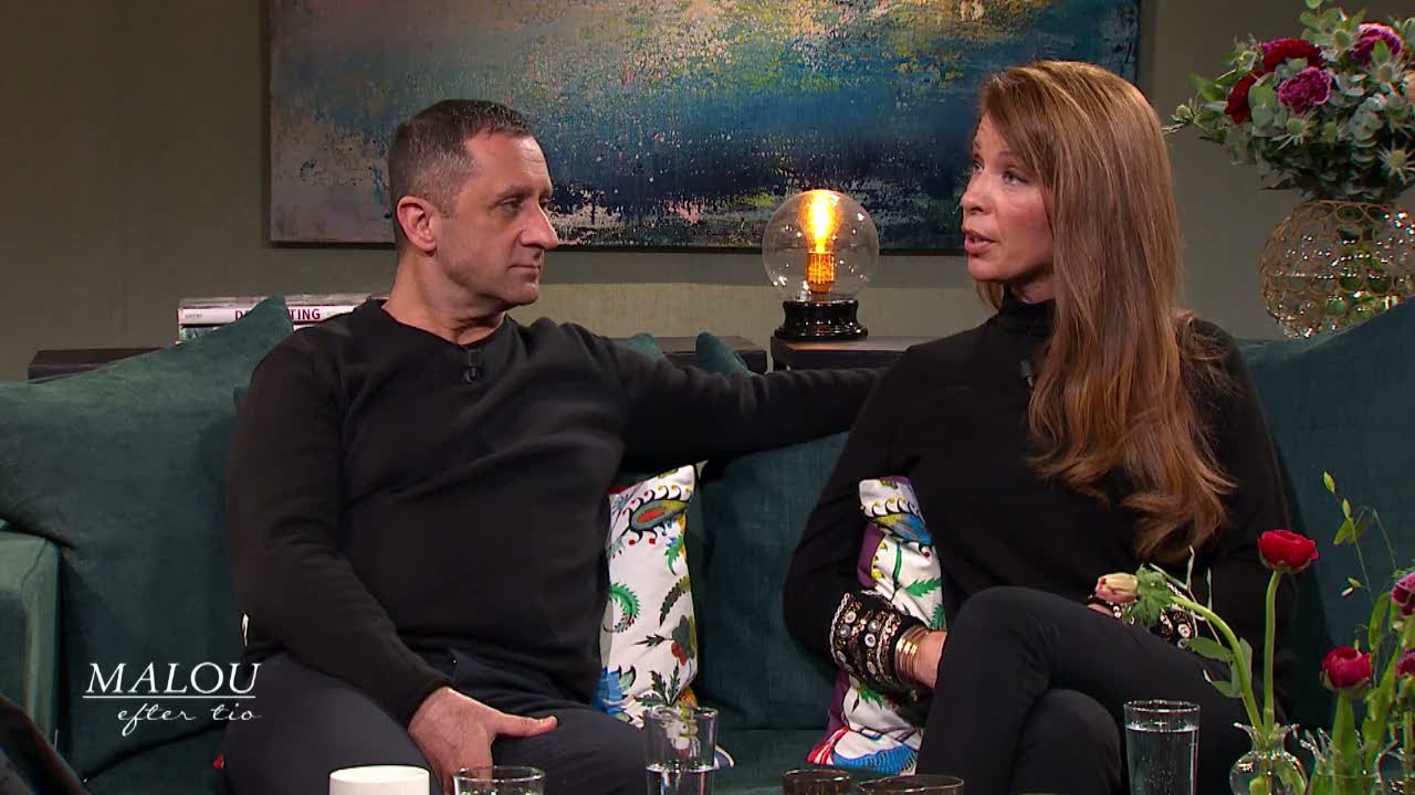 Sambo till mordfriad: ”Jag har trott på hans oskuld hela tiden” - Malou Efter tio (TV4)