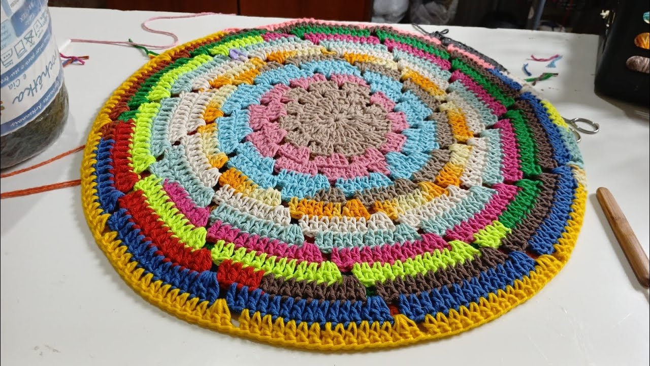   Diario de uma crocheteira! Somos 800 inscritos gratidão ,nem termei a peça e ja vendi 