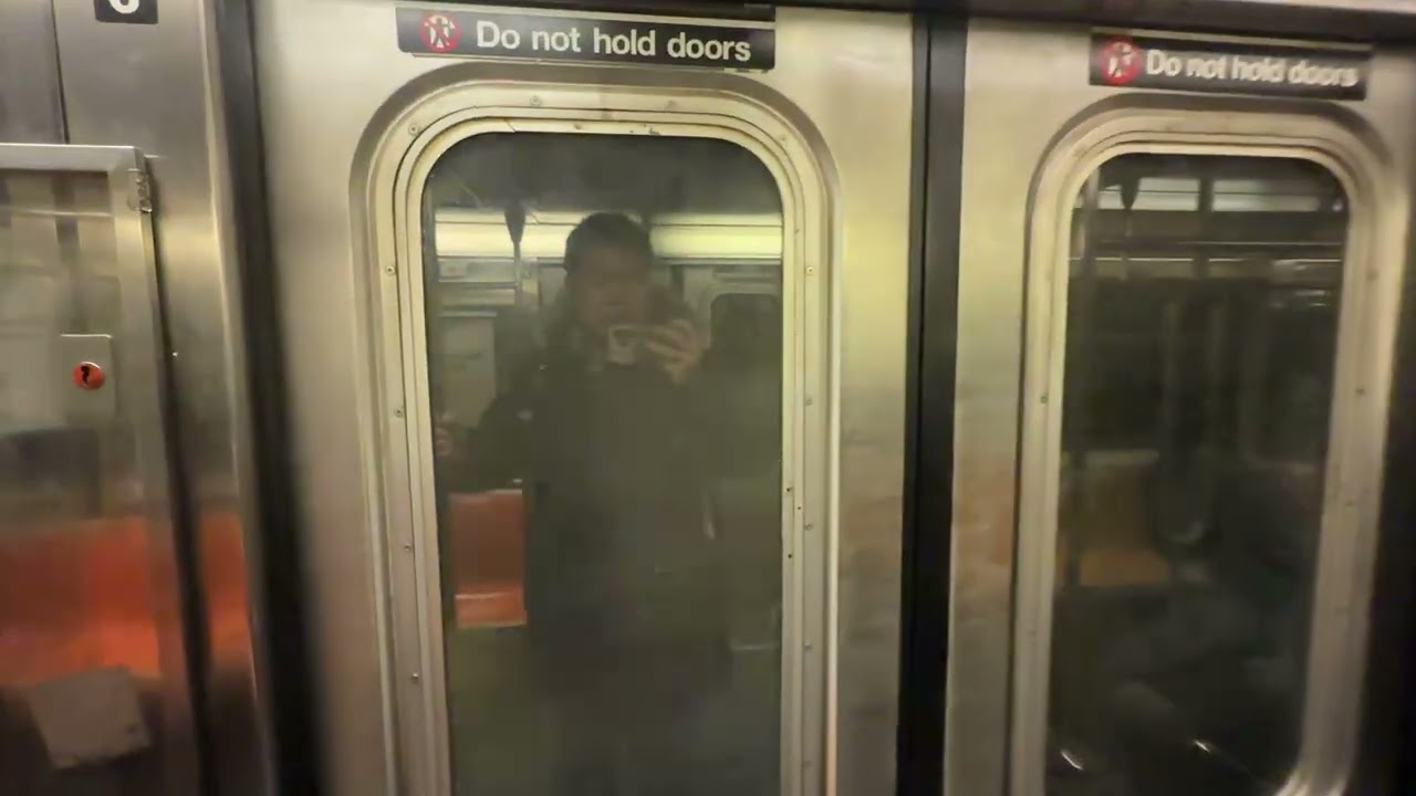 R62A 6 train ride from Bleecker Street to Spring Street 