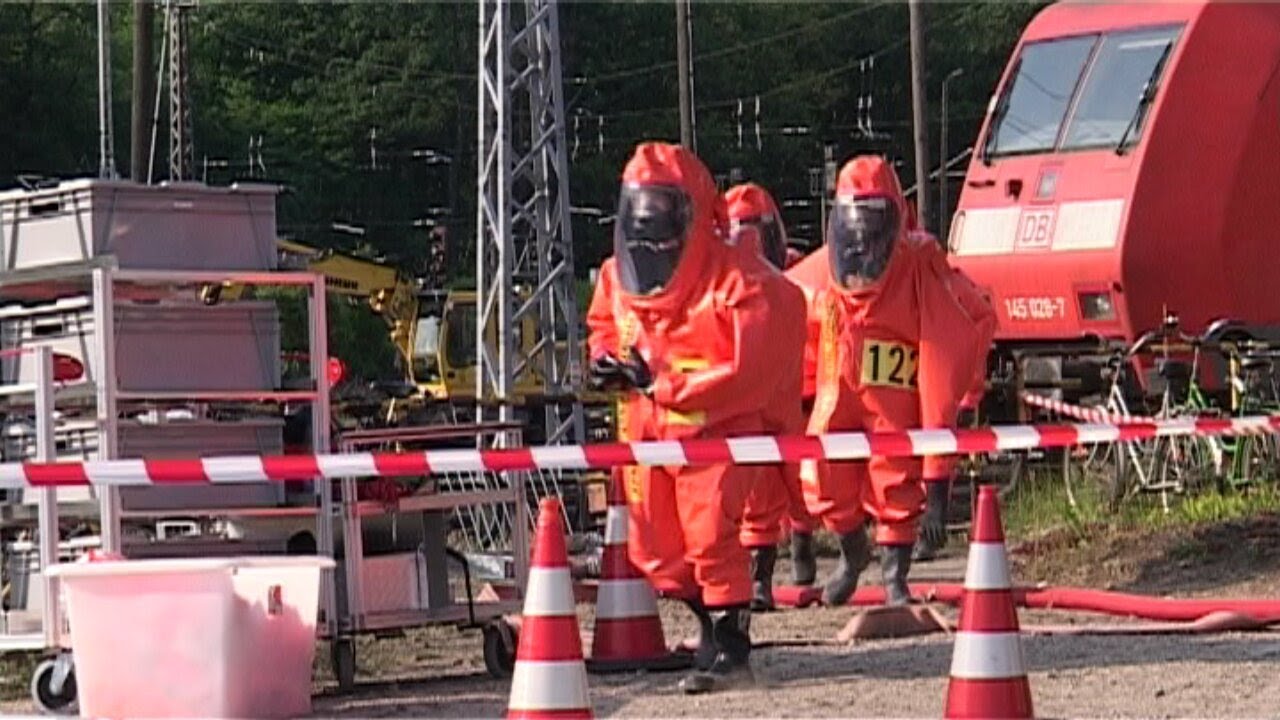 Gefahrgutunfall in Seddin, Großeinsatz für 250 Einsatzkräfte - Potsdam-Mittelmark