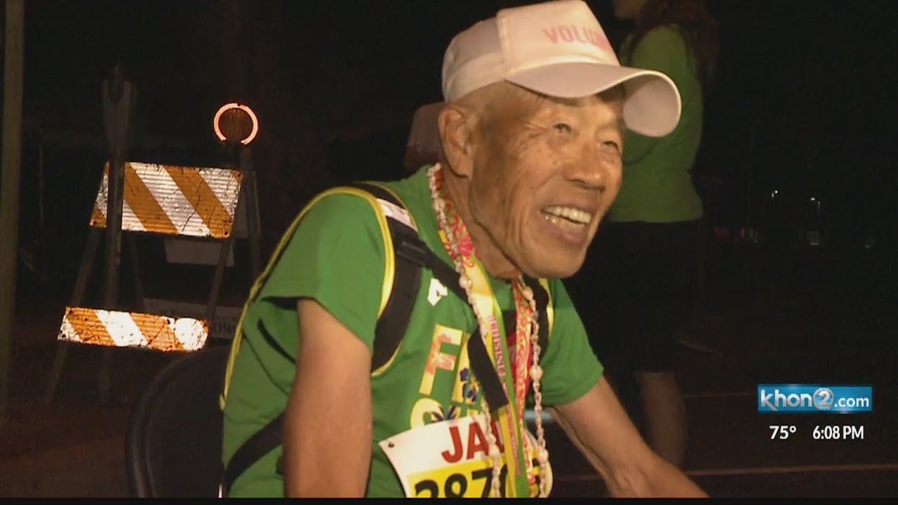Last runner proudly crosses Honolulu Marathon finish line