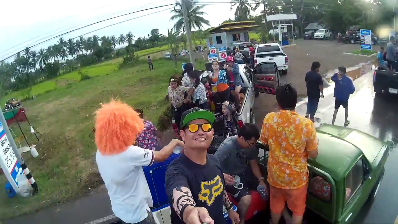 สงกรานต์บ้านผมที่ปักธงชัย13/4/60