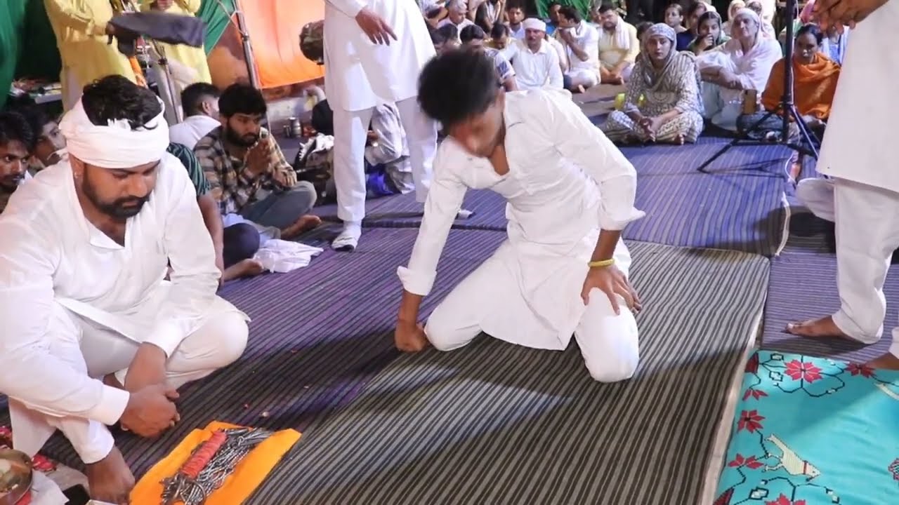 Свари Джахарвира Гоги Джи Махараджа | Шри Вишал Бхагат Джи Мандур |