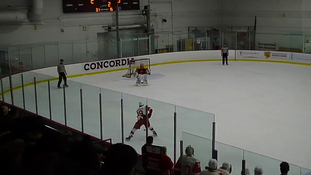 McGill's Michael Cramarossa scores on a bizarre penalty shot vs. Concordia Stingers 2/15/20