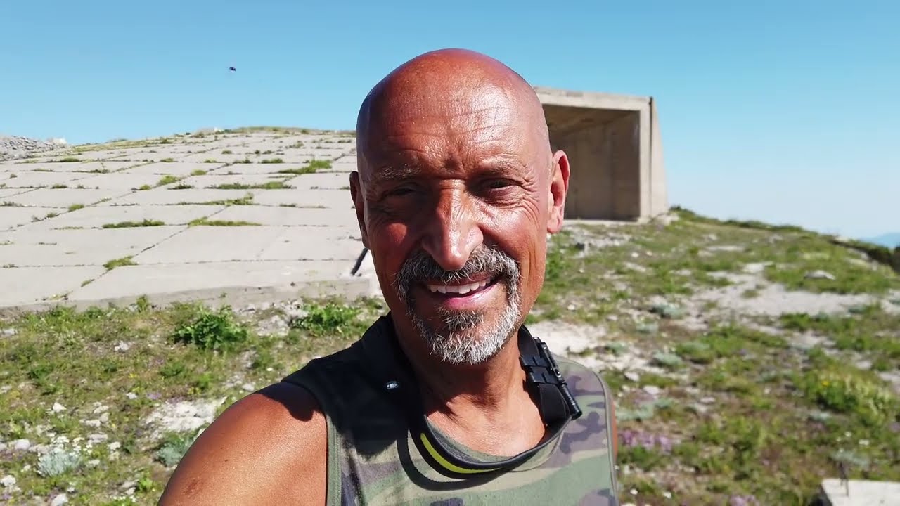 Zerst&ouml;rter RRČV Bunker auf dem Velika Klekovača Lostplace - URBEX