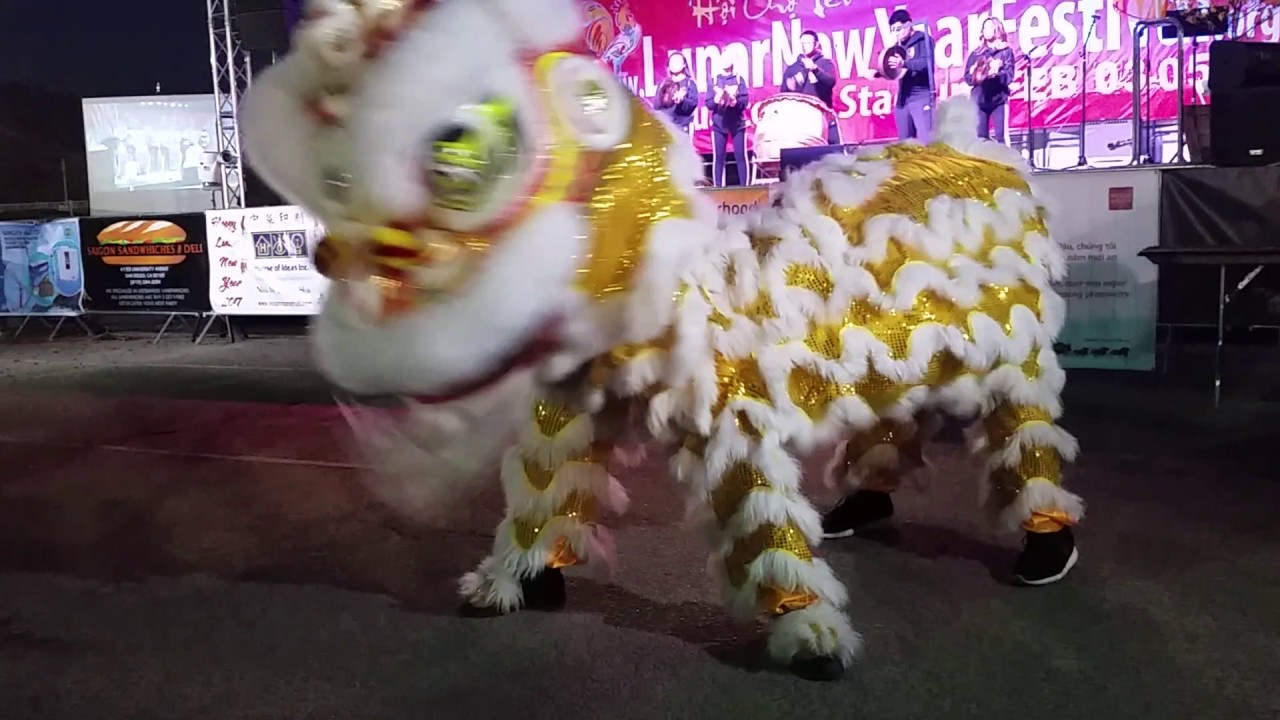 Lion Dance (2) Lunar New Year Fest 2017