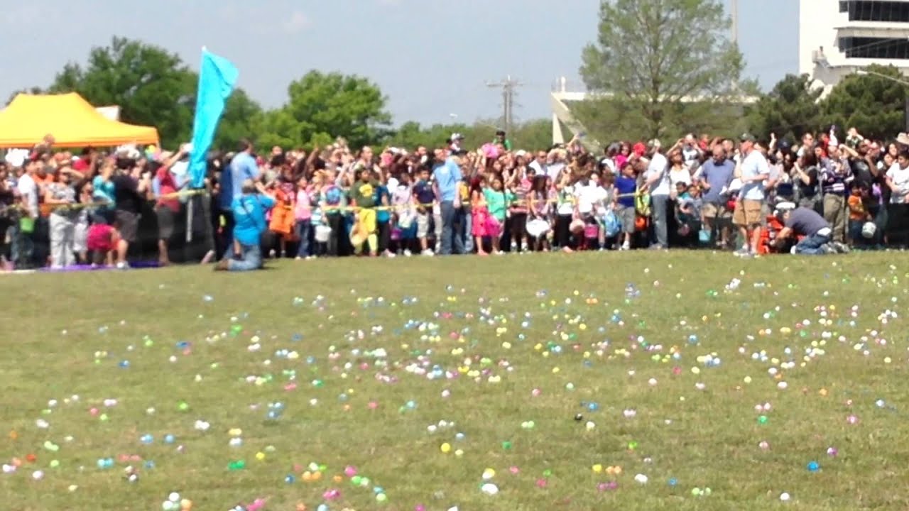 Helicopter Easter Egg Drop 2014 - Dallas Texas