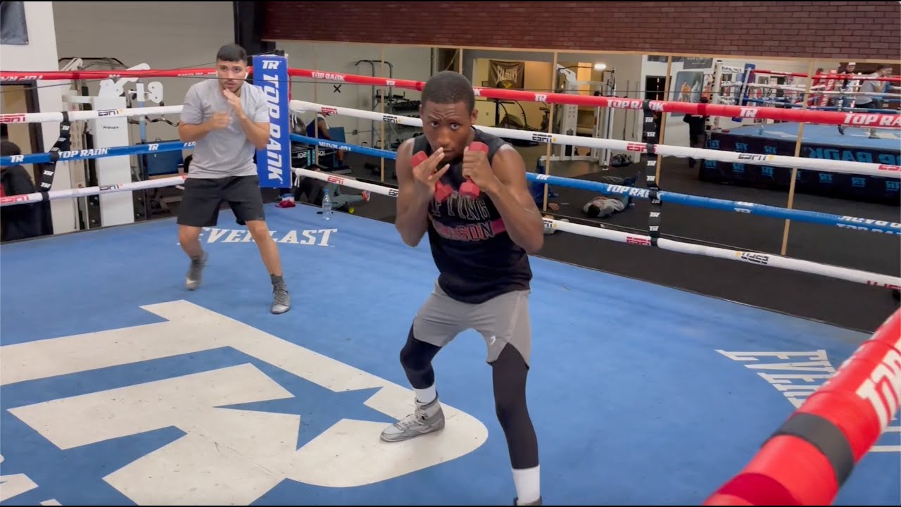 BRUCE 'SHU SHU' CARRINGTON & TROY ISLEY TRAINING IN VEGAS AT THE TOP RANK GYM