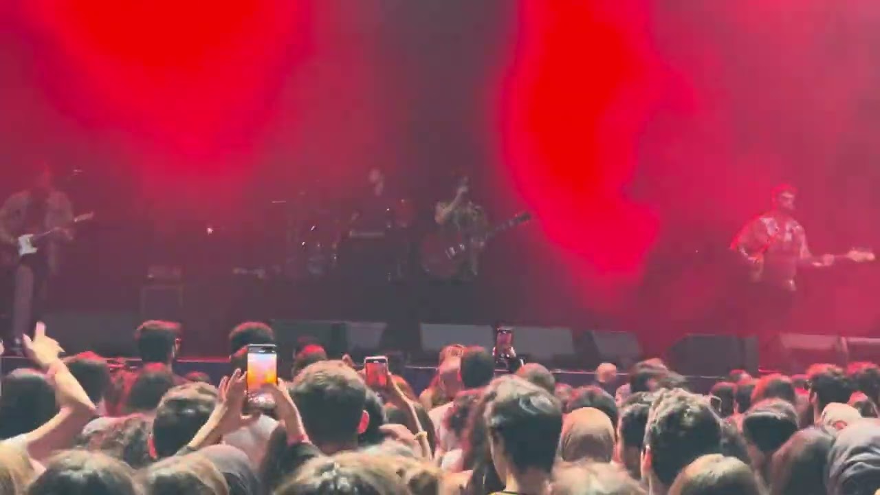 Adamlar - E Tabi | Live at Uniq İstanbul | 28.10.2023