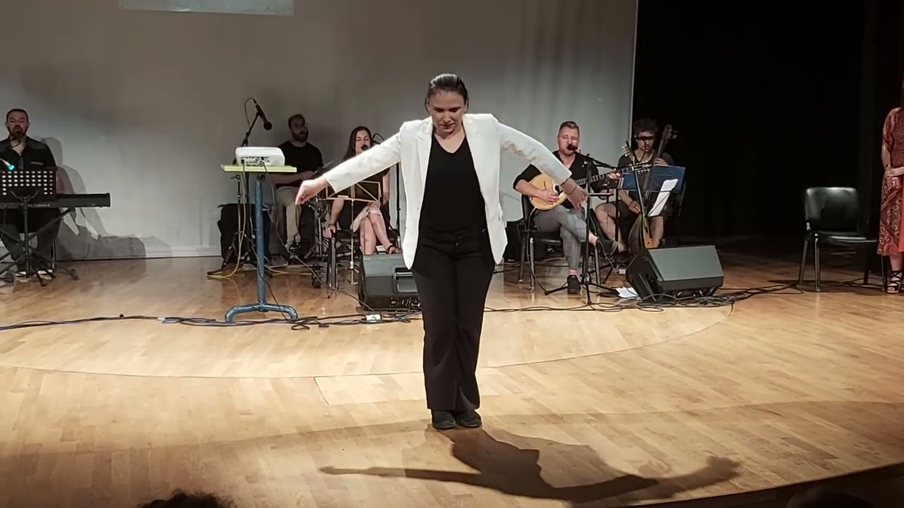 Κατερίνα Καρατζά, Ζεϊμπέκικο