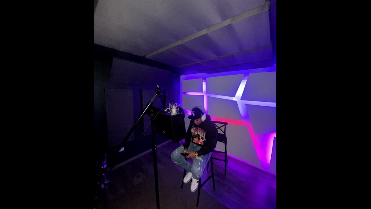 MICKLO 77 - Freestyle (PROD BY SK3RRI X MANU PRODUCTIONS)