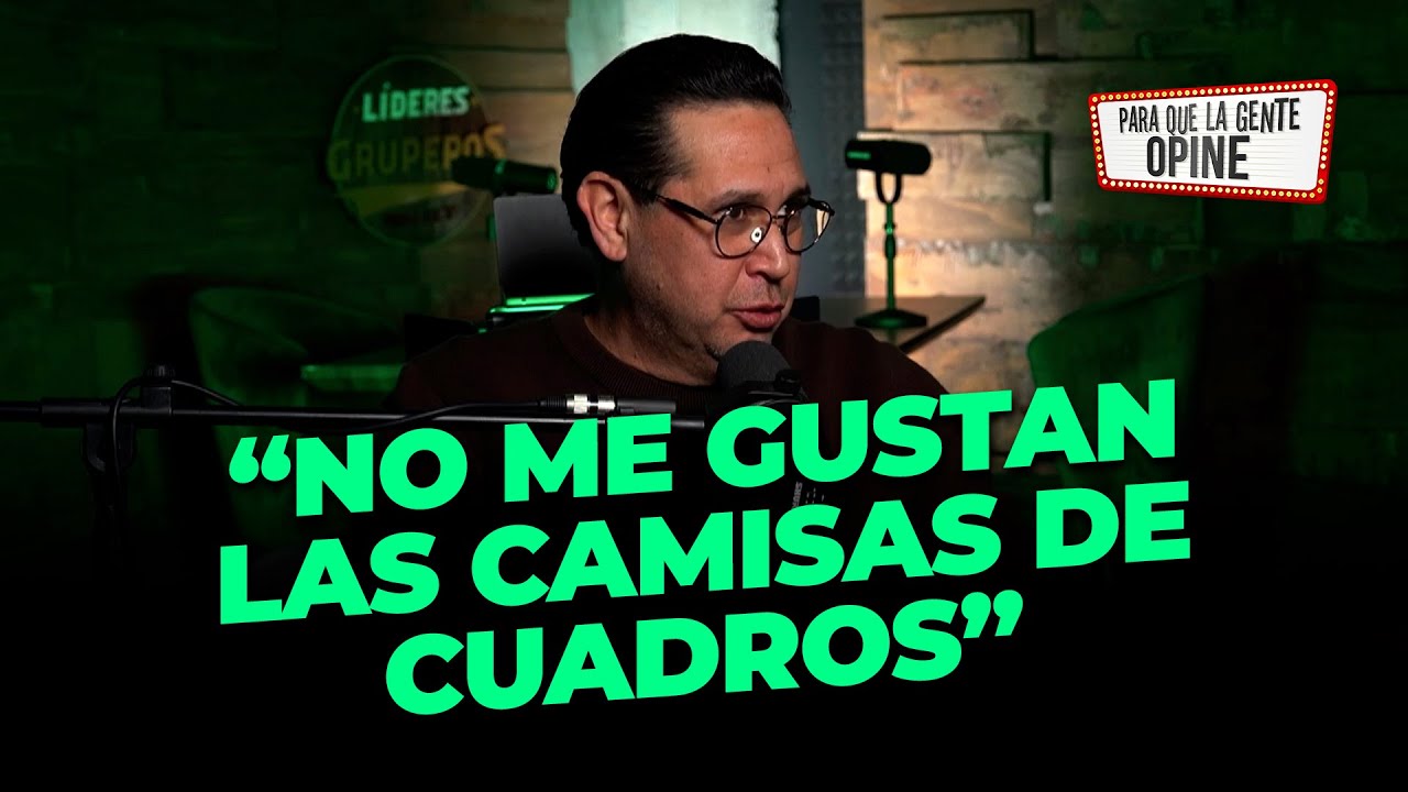 No usaría camisas de cuadros.