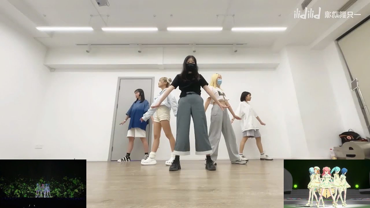 More! Jump! More! Dance Mirrored (4K)