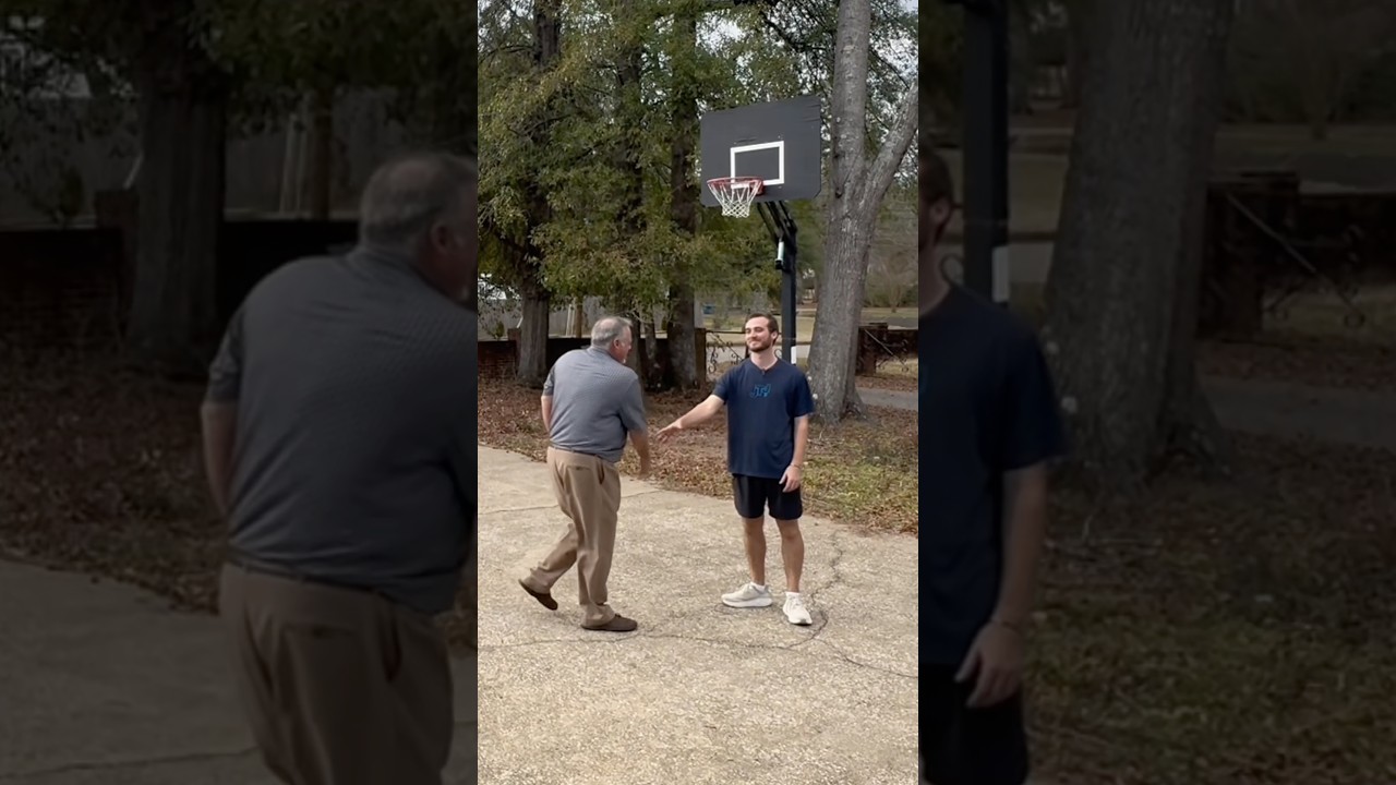 Why we can&rsquo;t play my dad in horse 😭 #dad #basketball #horse #og