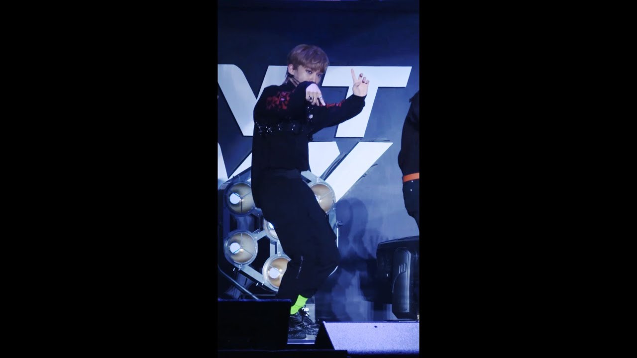 [#CHEN Focus] EXO 엑소 'Tempo' @COMEBACK SHOWCASE