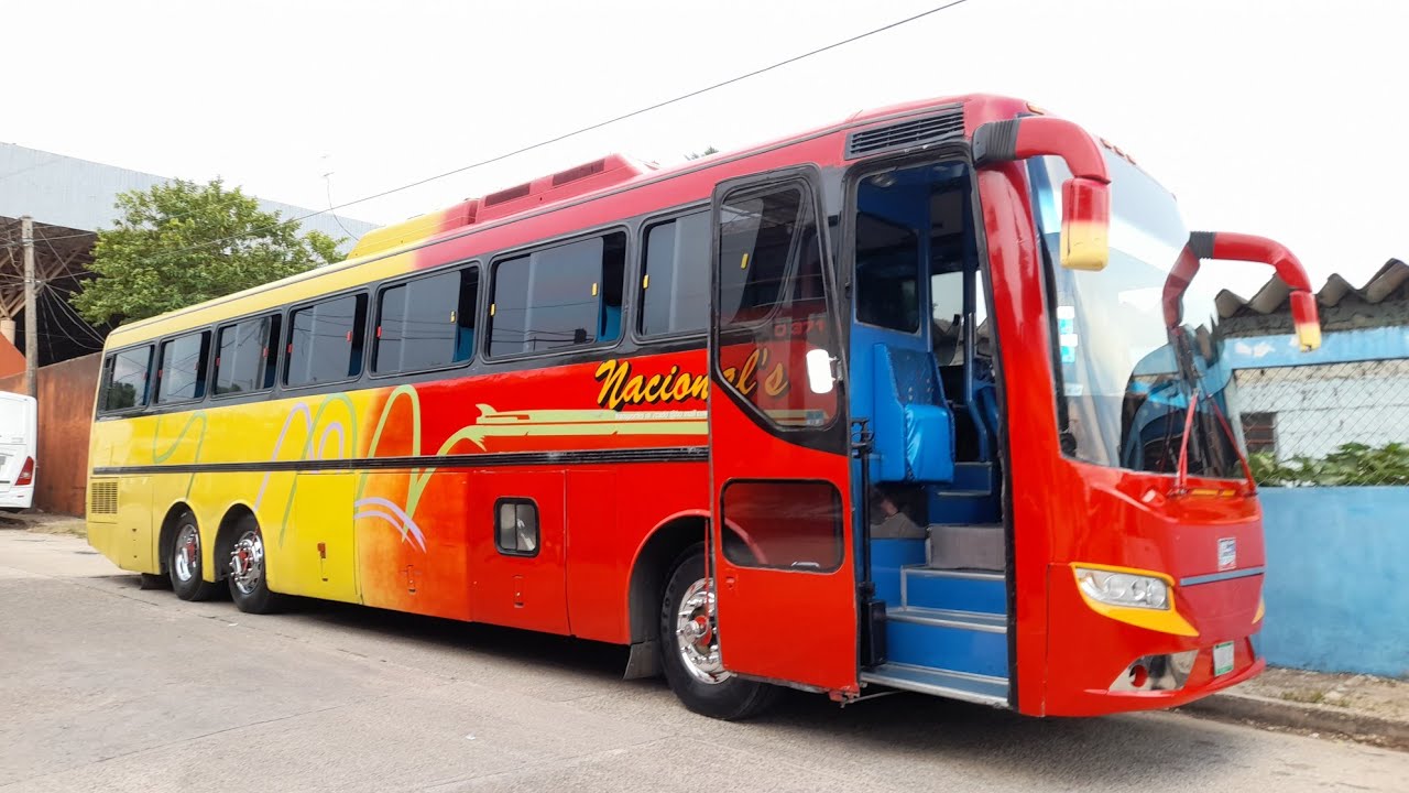 Conoce El Interior y Exterior de un Mercedes Benz O371 de Turismo Nacional's