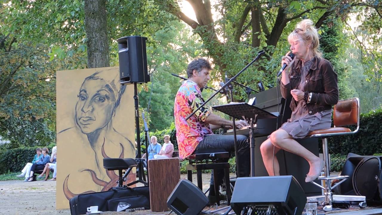Pieter van Bogaert en Anneke de Bruijn [1] To Love Somebody (Ulvenhout, Grimhuysenpark, 18-8-2016)