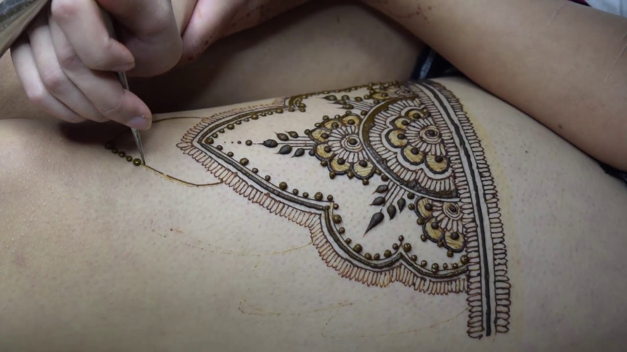 Thigh Henna