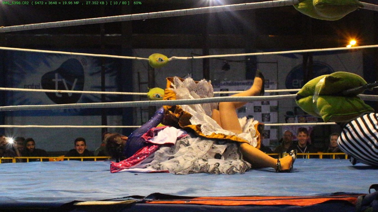 En Alto, Pelea de cholitaslas mujeres de origen indígena o cholas Lucha boliviana Bolivian wrestling