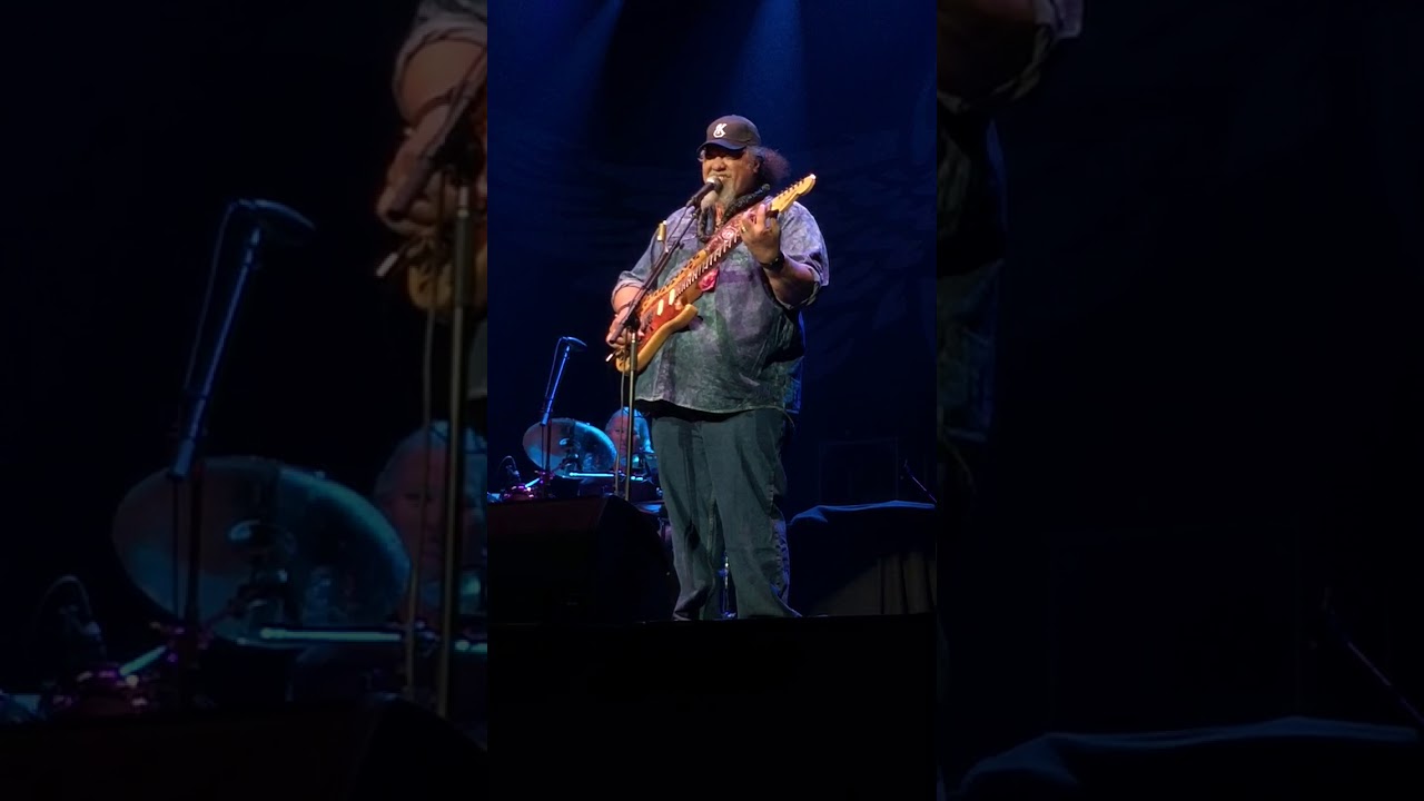 The Late Willie K Live in Honolulu 2017 opening for Journey