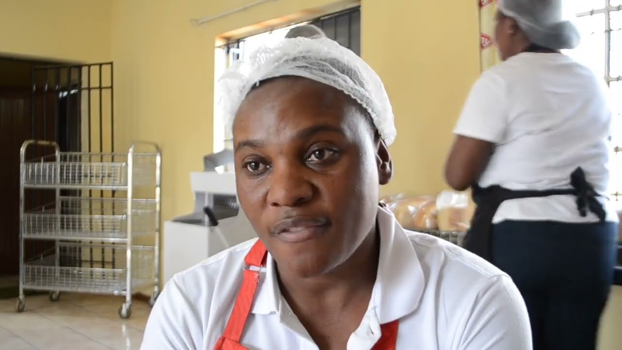 🍞 Tembisa's Community Bakery: 300 Fresh Breads Daily at Unbeatable Prices! 🍞