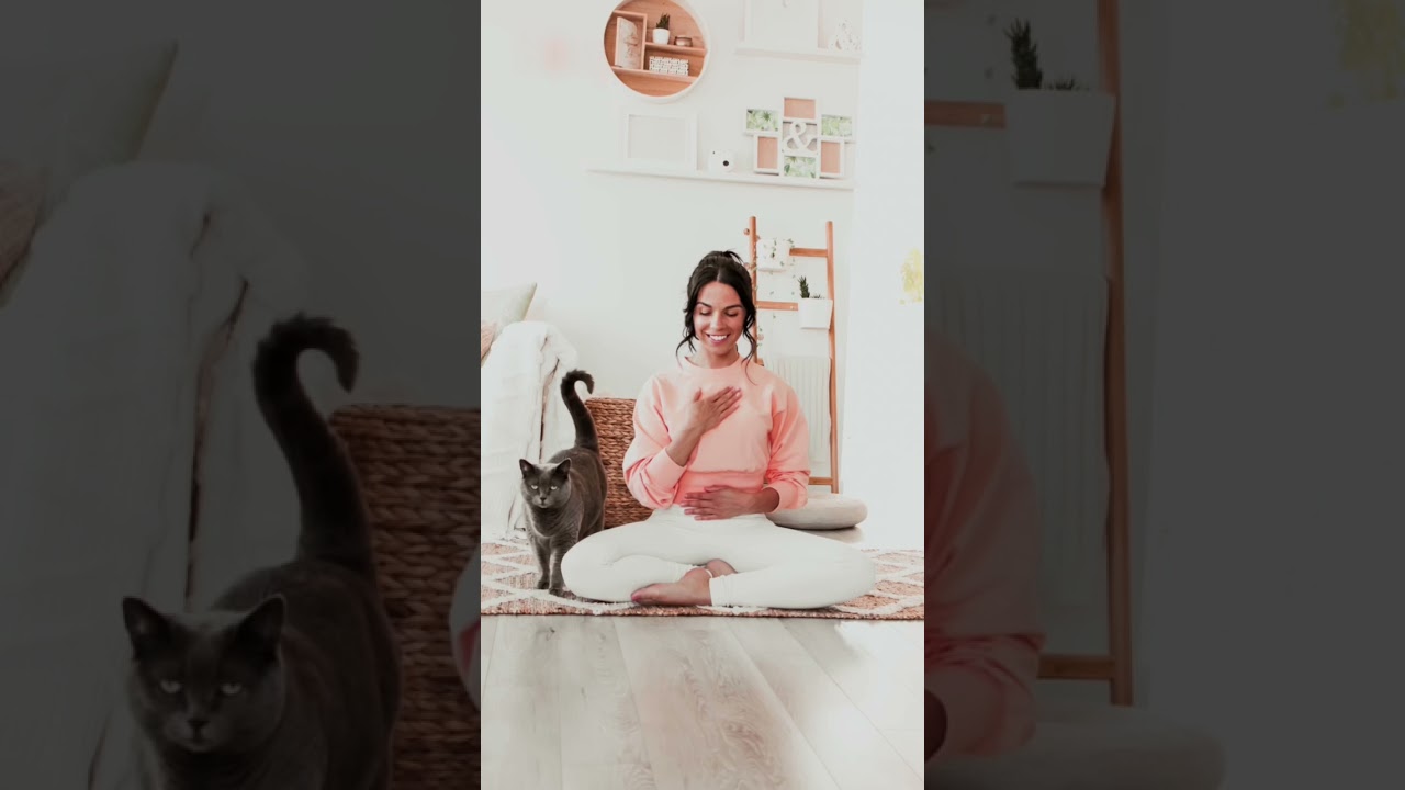 Défi 14 jours de yoga! Inscris-toi au studio.namastecocolatte.com ￼