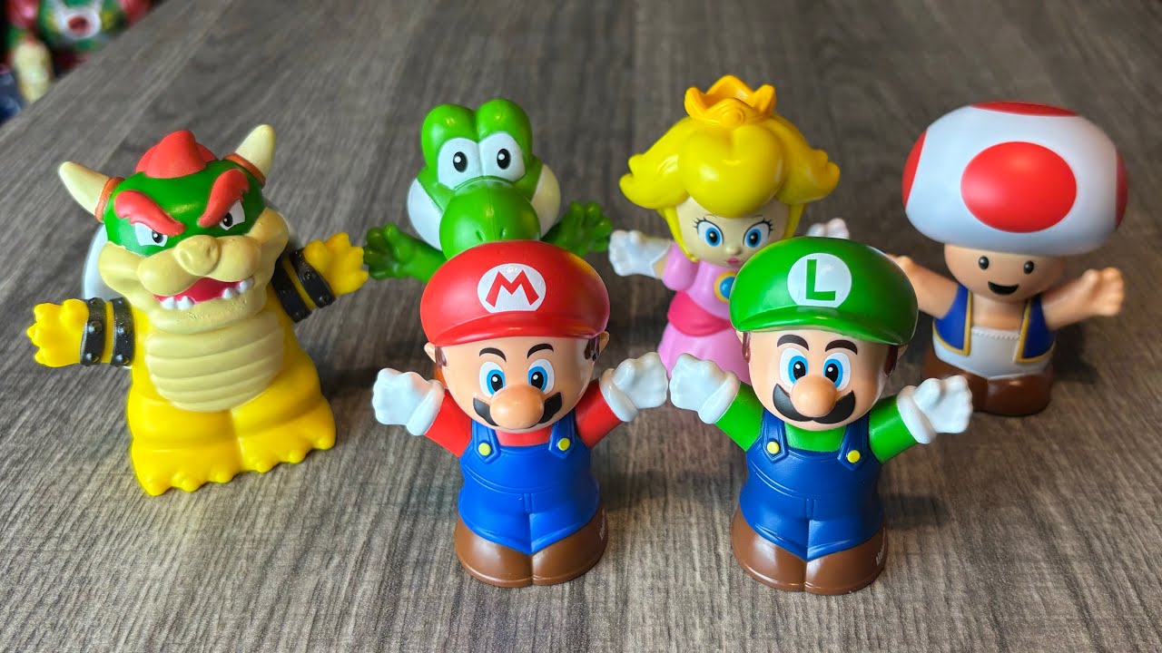 Моя коллекция маленьких человечков Марио из Super Mario