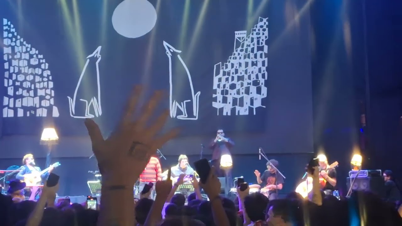 Álvaro Henriquez & Bloque Depresivo Teatro Caupolican 2025