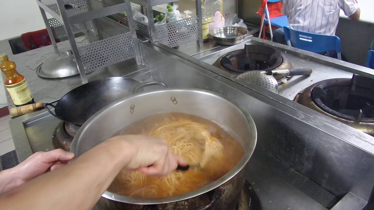 蚵仔麵線