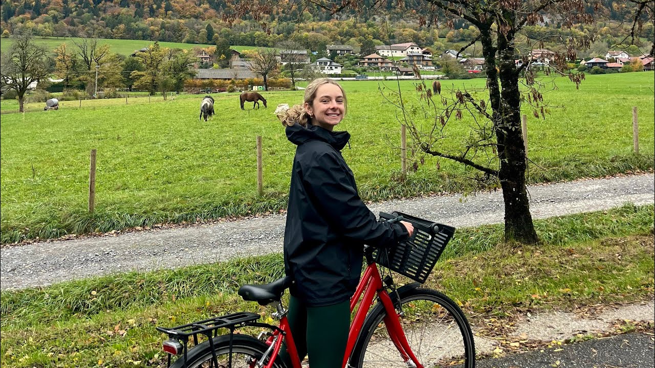 Parcours à vélo de 50 km autour du lac d'Annecy | Randonnée aux cascades d'Angon