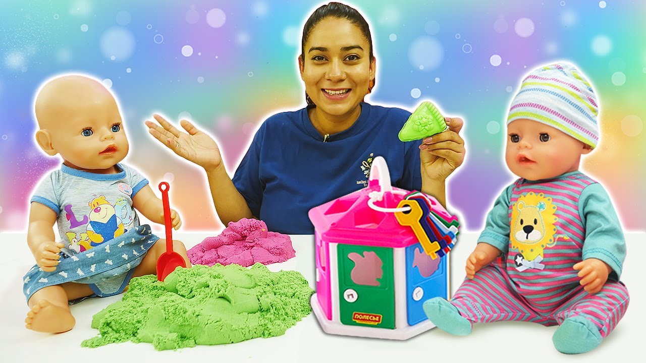 Die Baby Born Puppen Emily und Leo spielen zusammen. 2 Spielzeug Videos auf Deutsch am Stück