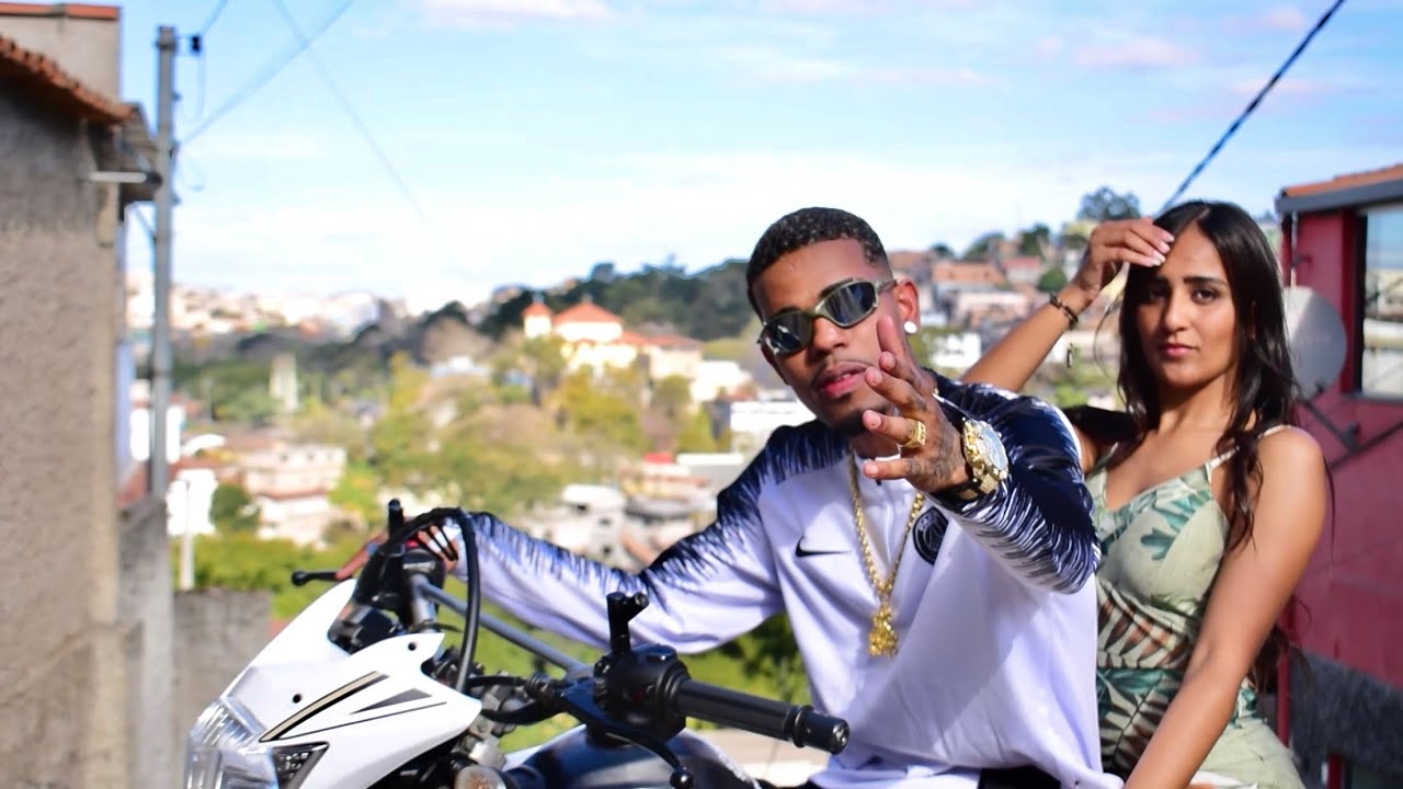MC PEDROSA - MINHA POSTURA ELA QUEBRA | VIDEOCLIPE OFICIAL  (Dj Menor RF)