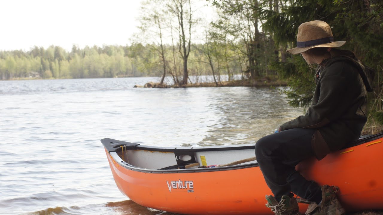Bushcraft z c&oacute;rką. Finlandia dzień 4 - Kanadyjka, trochę głodowania, Tradycyjna farma.