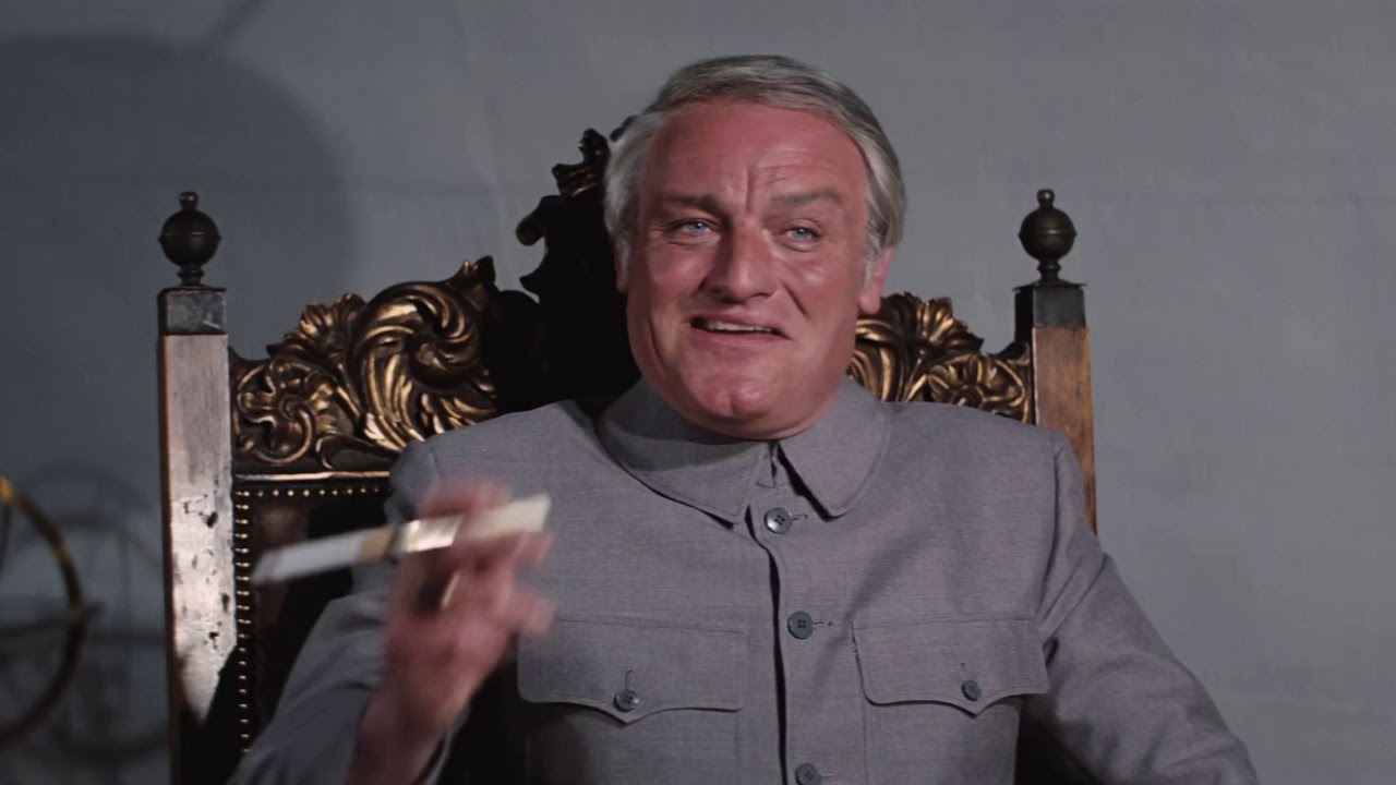 Bond Meets Blofeld(s) - Diamonds Are Forever (1971) - James Bond