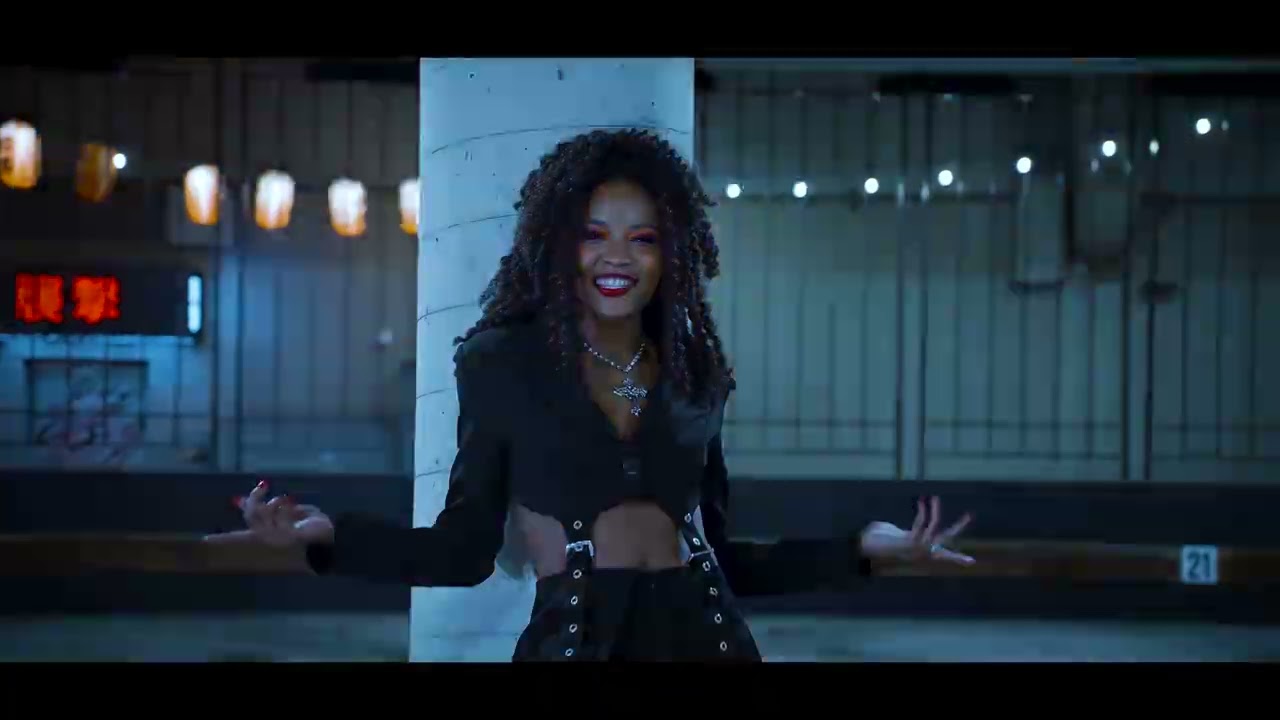 Bindy &ndash; Hot Red Chili Pepper ft. Cuatro Cinco | Official Music Video