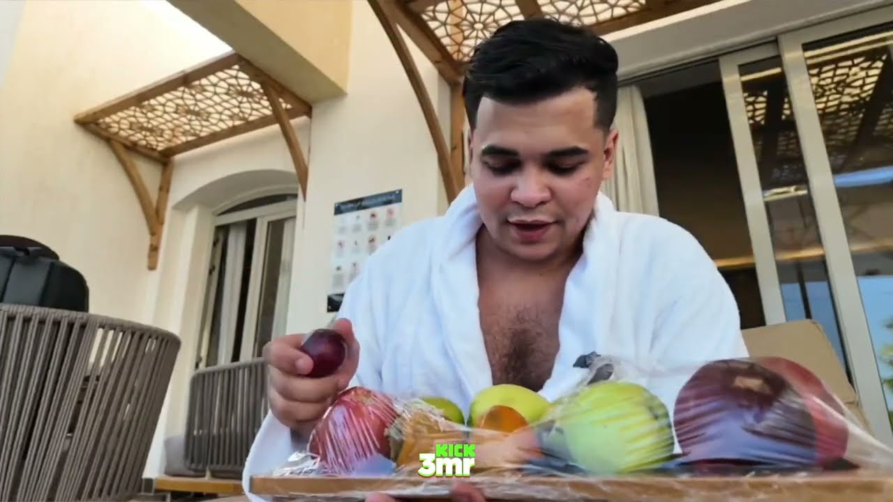أول لايف 🔥 عمرو خرطوم ودوشا من شرم الشيخ 😍 أجواء وضحك وجنون!