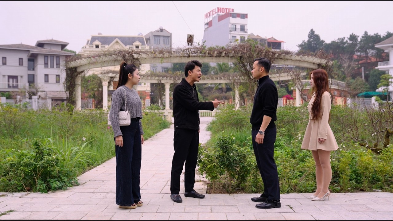 CHỒNG PHỤ BẠC VỢ CON CÔNG KHAI NGOẠI TÌNH VỚI SẾP NỮ VÀ CÁI GIÁ PHẢI TRẢ
