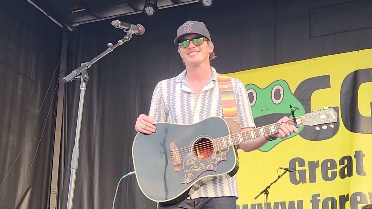 George Birge Cowboy Songs Mind On You on the Froggy 107.7 Free Stage 7/21/24 York State Fair Pt 3/3