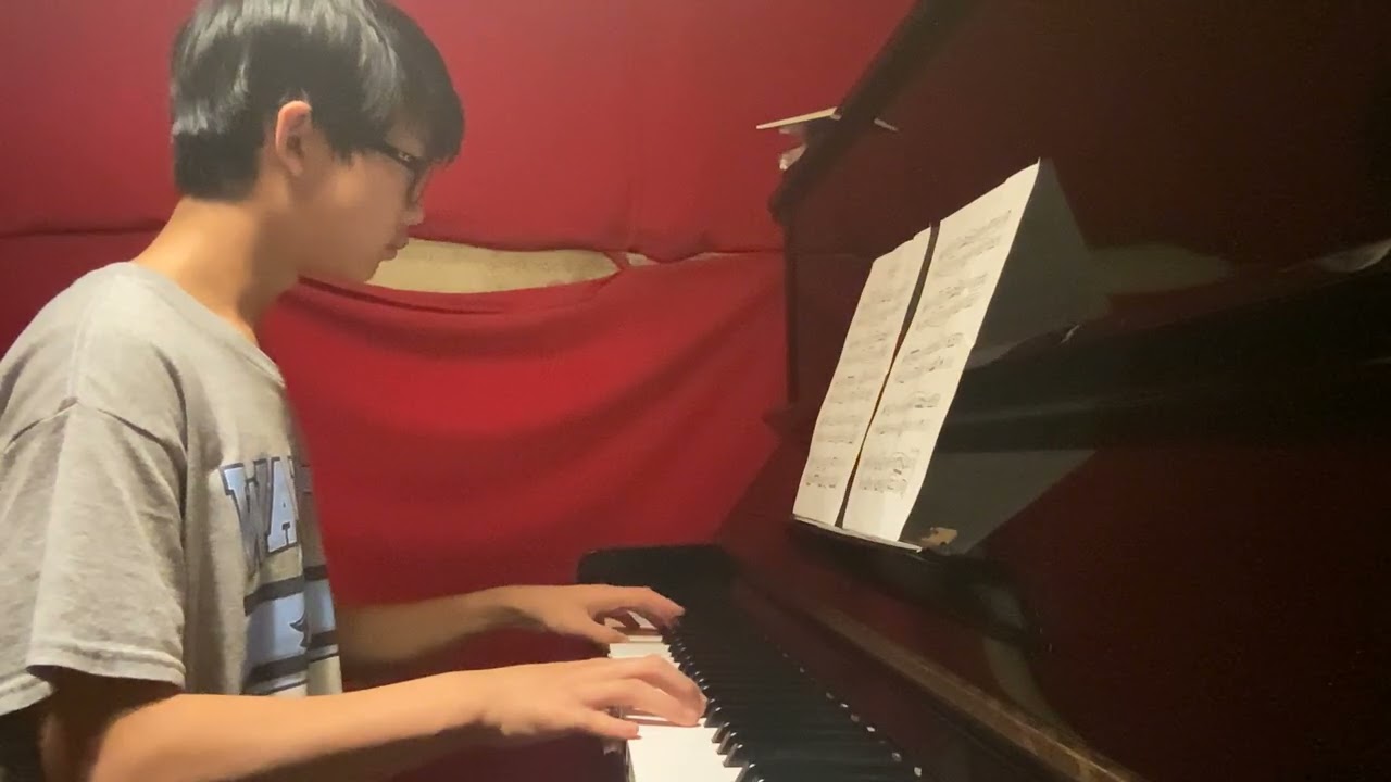 Nicholas Chan: Rondo in F K.15 W.A. Mozart