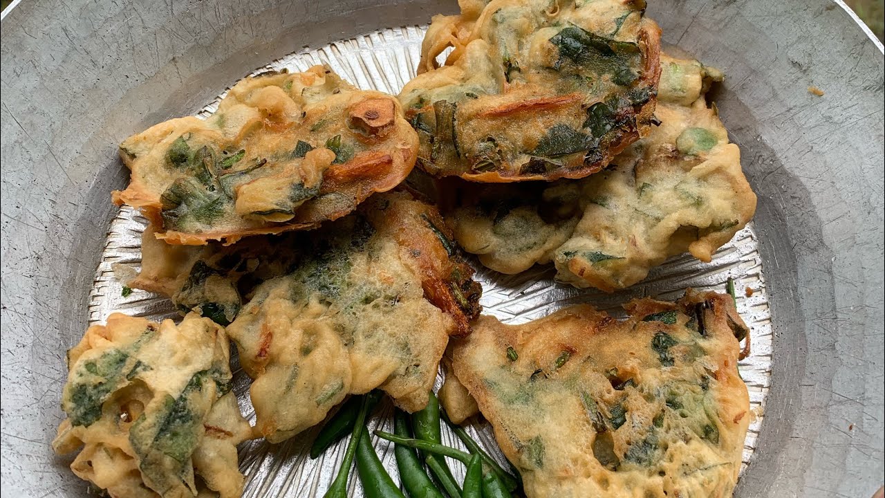 BAKWAN DAUN UBI X JAHE SEREH GULA AREN,PAS BANGET DI KALA MUSIM HUJAN!!!