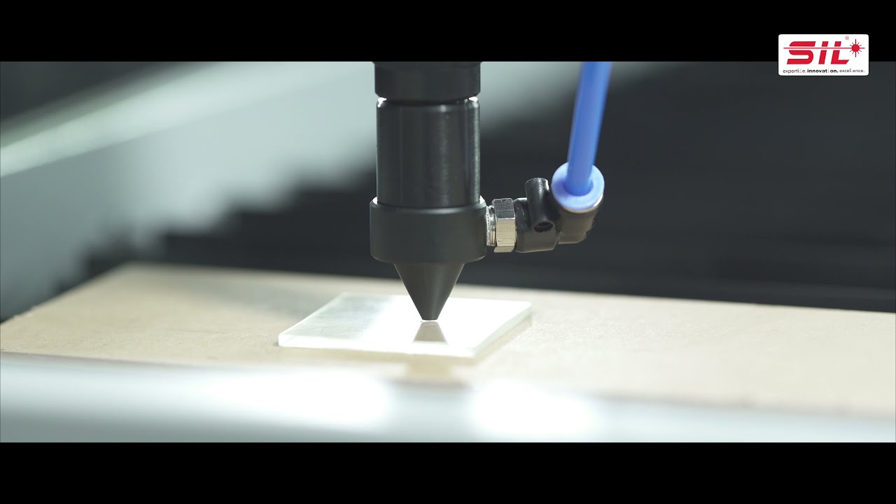 Laser Engraving and Cutting Machine Troubleshooting | SILASERS| Bed Level Adjustment |