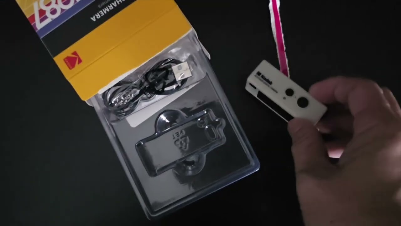 Open Blind box of Kodak Charmera