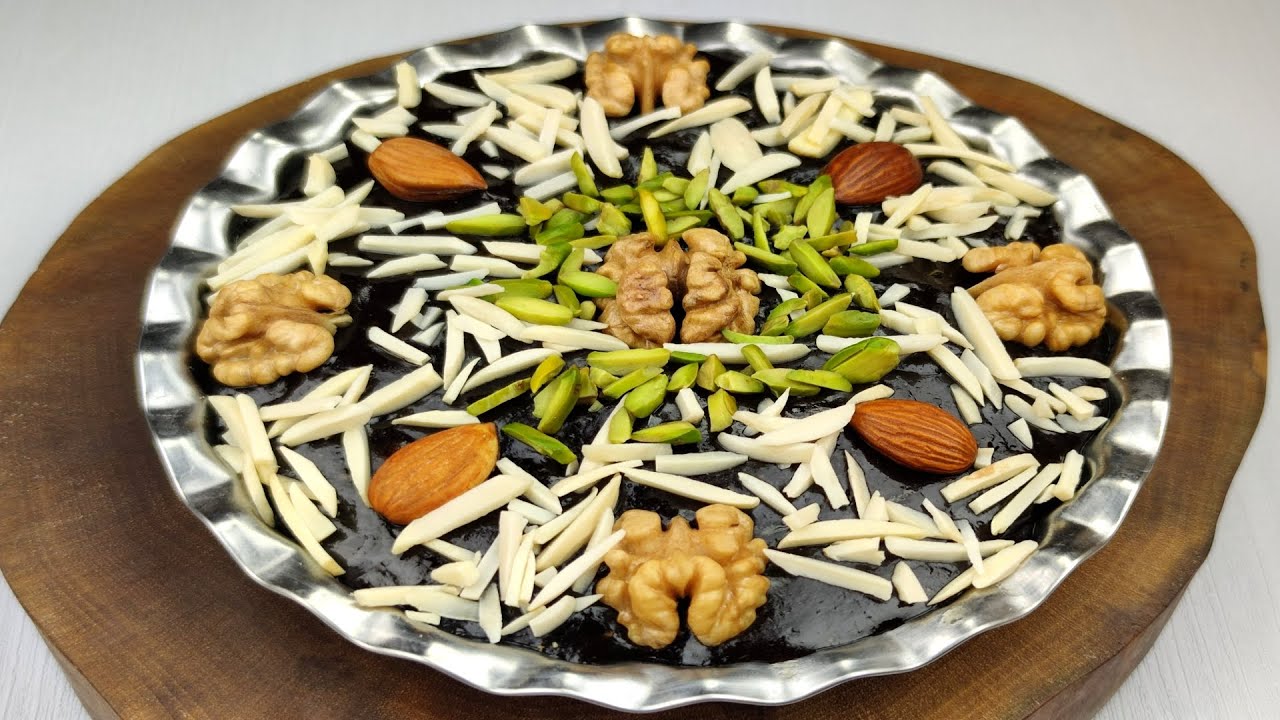 طرز تهیه حلوا عمانی سنتی ،دارای طعم خاص و کشسانی بالا، فوق العاده خوشمزه باماندگاری زیاد و تمام نکات