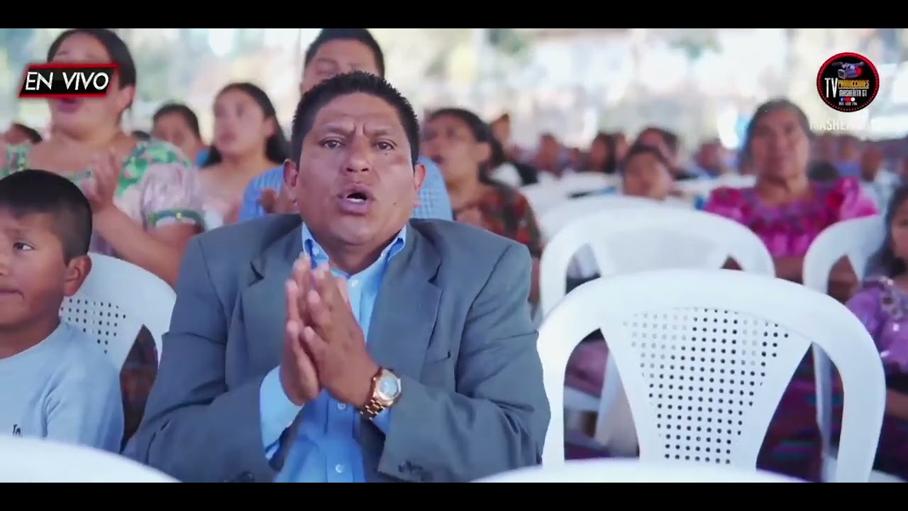 SANTO SANTO SANTO // BANDA APOCALIPSIS (En Vivo)