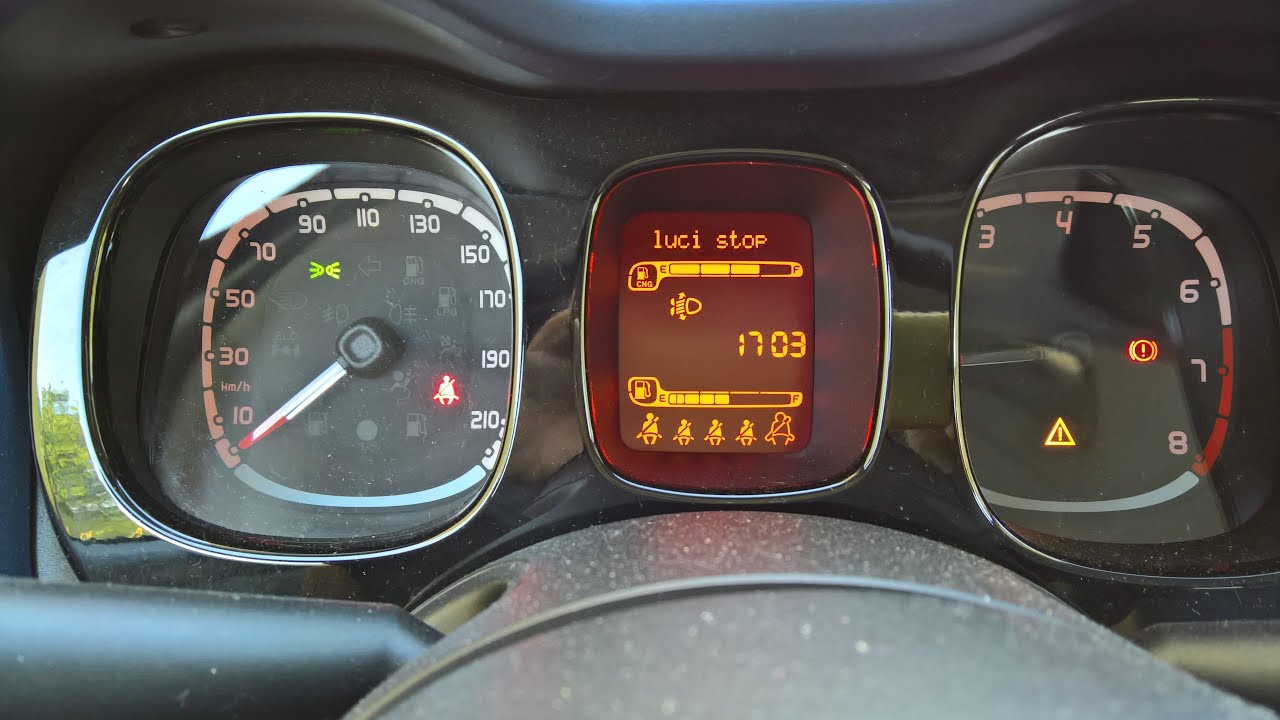 Fiat Panda 0.9 Twin Air - Avviso triangolo giallo luci stop