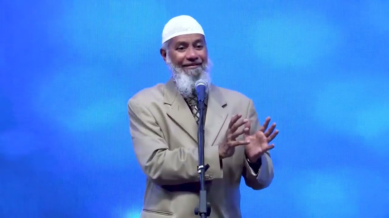 Pakistani Actress Yashma Gill asks Dr. Zakir Naik a Challenging Question About Destiny (Urdu)