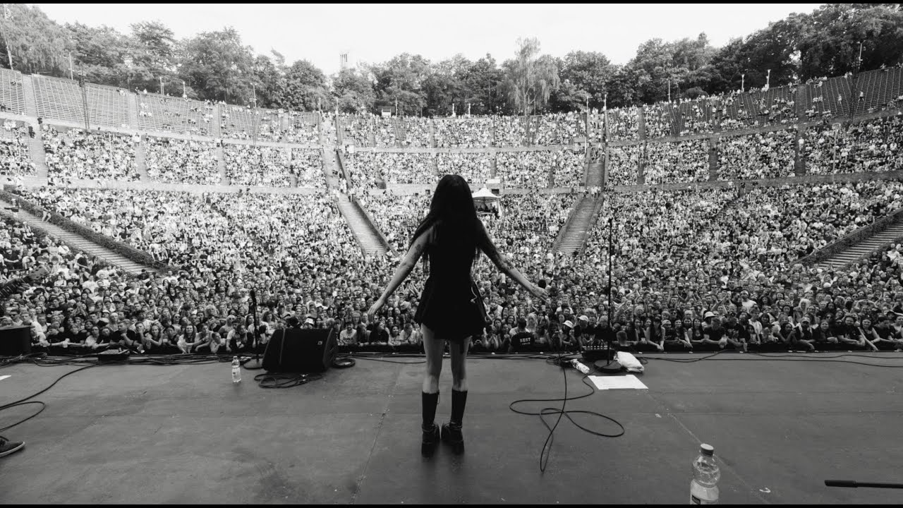 Maggie Lindemann - SUCKERPUNCH WORLD TOUR